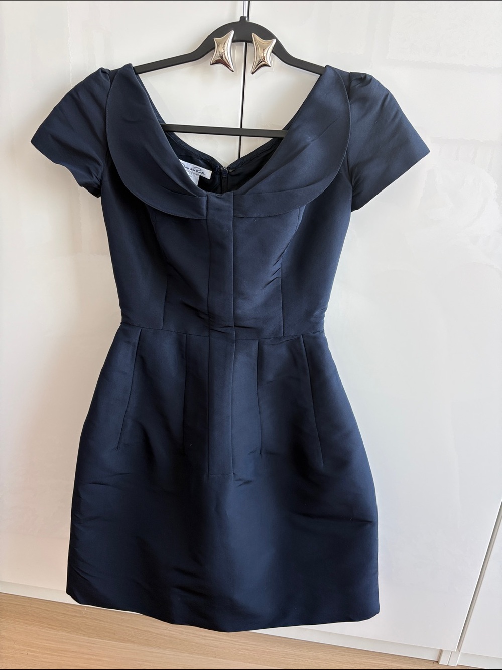 Oscar de la Renta 100% Silk Navy Short-Sleeve Dress Sz 4